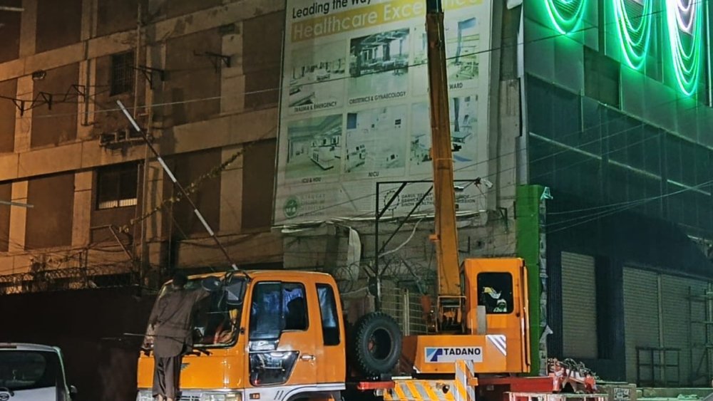 crane-service in karachi